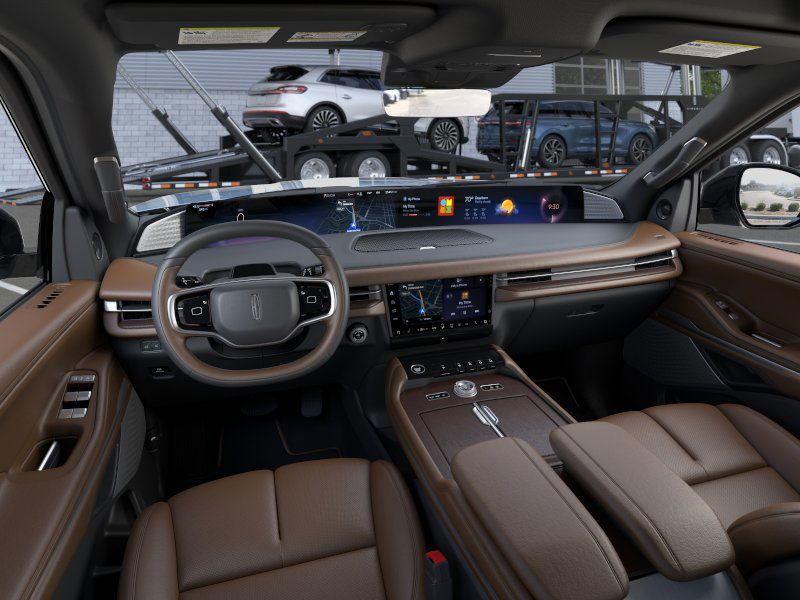 new 2025 Lincoln Navigator car, priced at $102,940