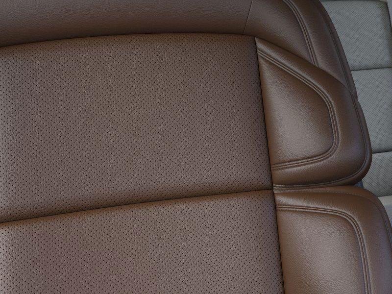 new 2025 Lincoln Navigator car, priced at $102,940