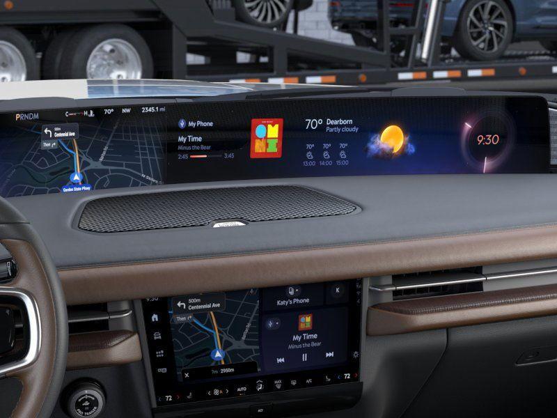 new 2025 Lincoln Navigator car, priced at $102,940