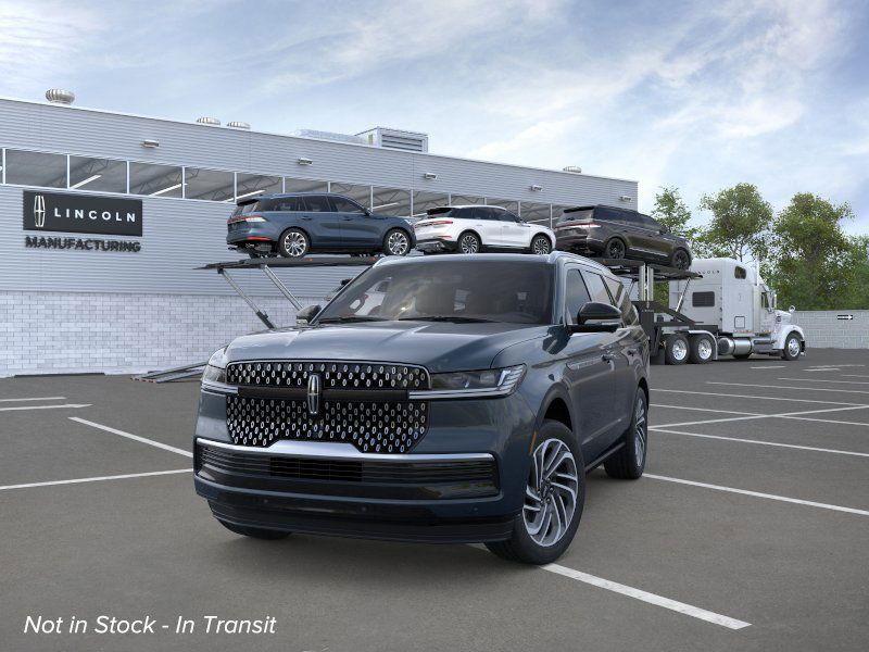 new 2025 Lincoln Navigator car, priced at $102,940