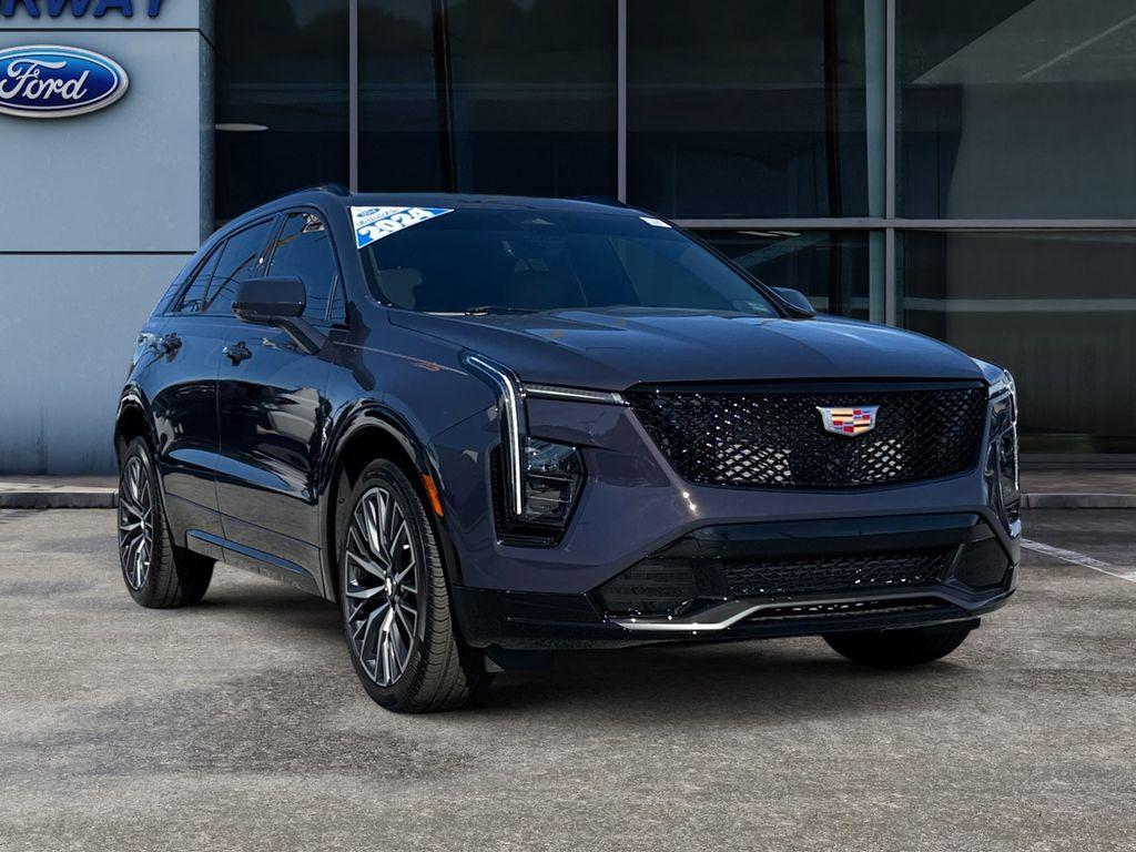 used 2024 Cadillac XT4 car, priced at $39,797