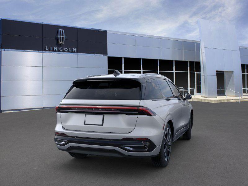 new 2025 Lincoln Nautilus car, priced at $61,355