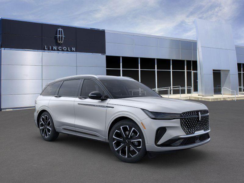 new 2025 Lincoln Nautilus car, priced at $61,355