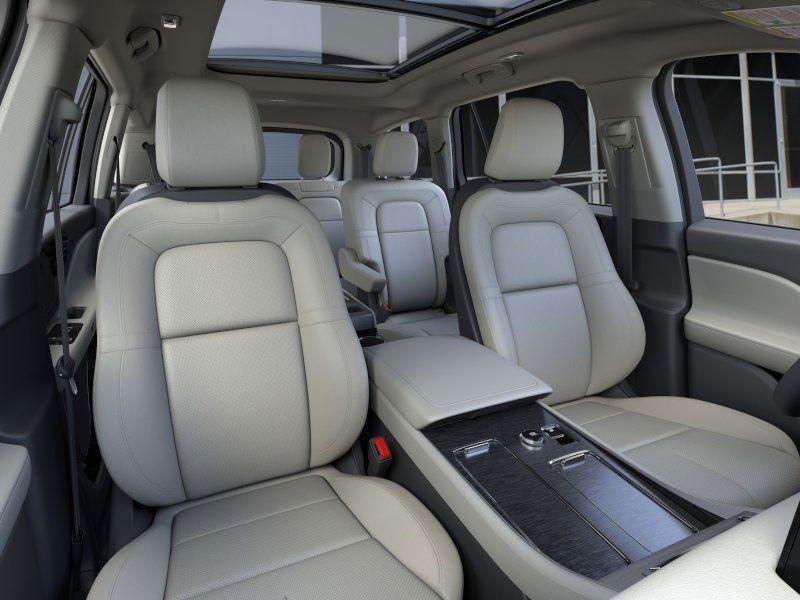 new 2025 Lincoln Aviator car, priced at $69,825