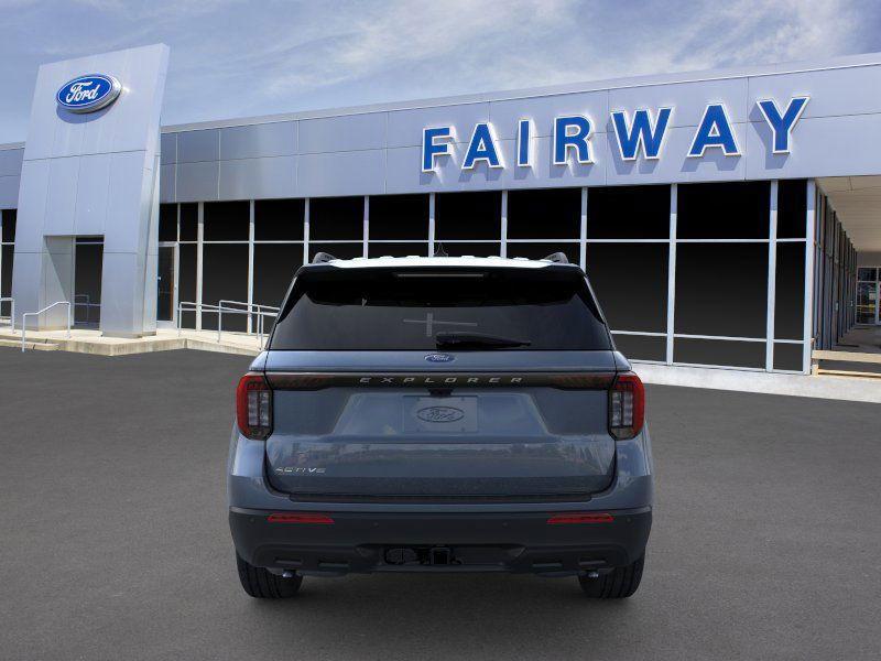 new 2025 Ford Explorer car, priced at $41,545