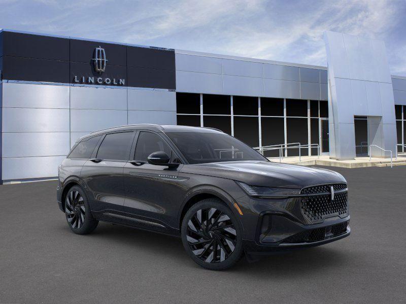 new 2025 Lincoln Nautilus car, priced at $66,605