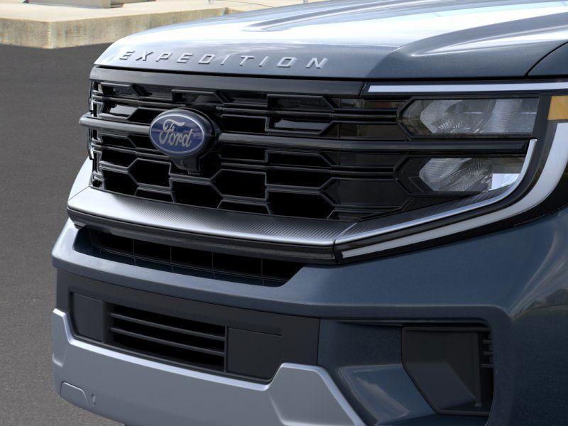new 2025 Ford Expedition car, priced at $81,990