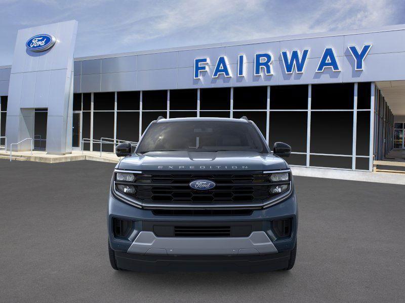 new 2025 Ford Expedition car, priced at $81,990