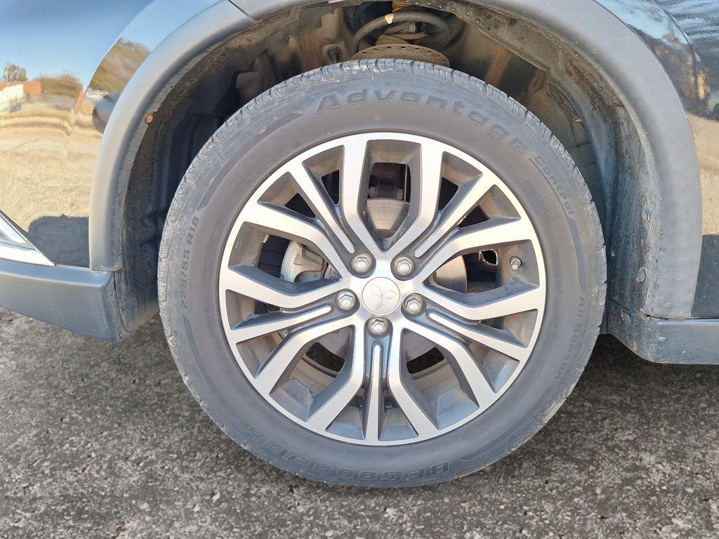 used 2016 Mitsubishi Outlander car, priced at $9,998