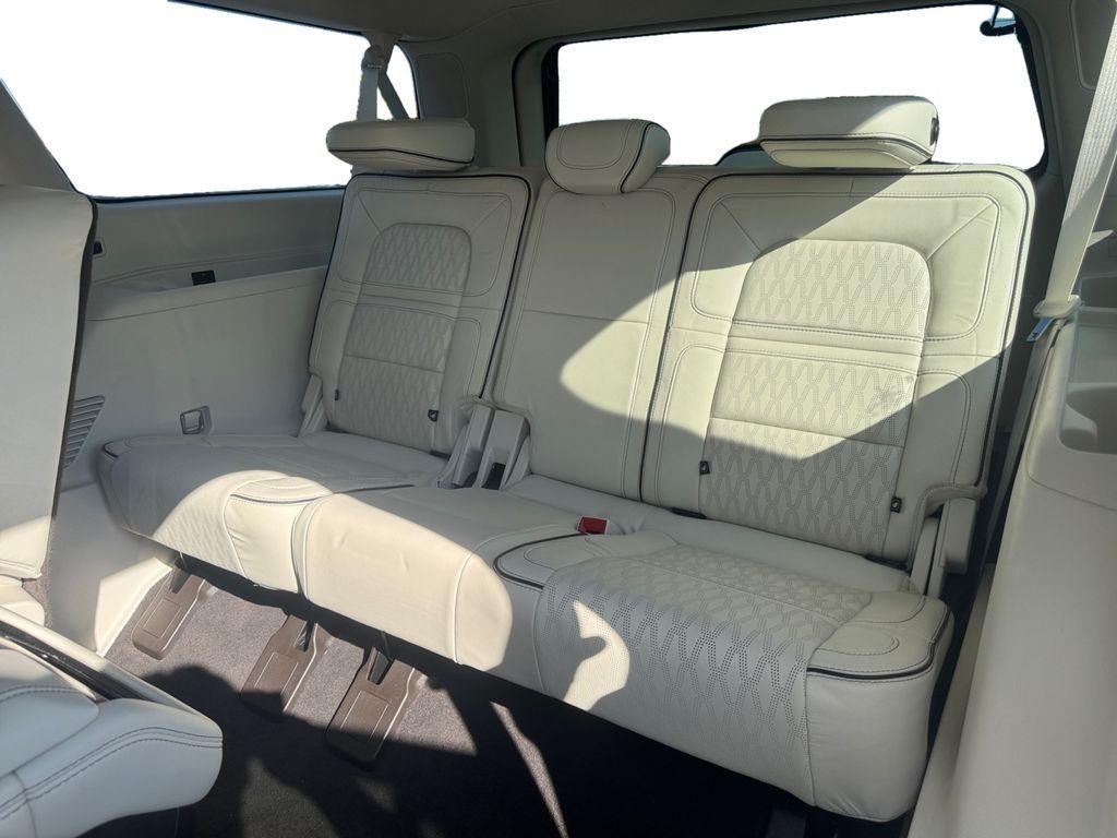 used 2021 Lincoln Navigator L car, priced at $53,497