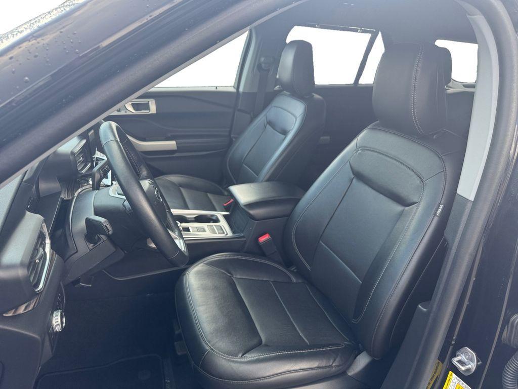 used 2022 Ford Explorer car, priced at $33,397
