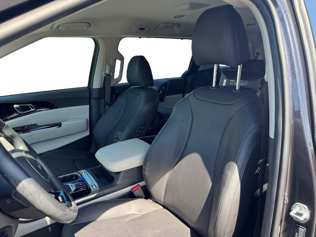 used 2022 Kia Carnival car, priced at $35,987