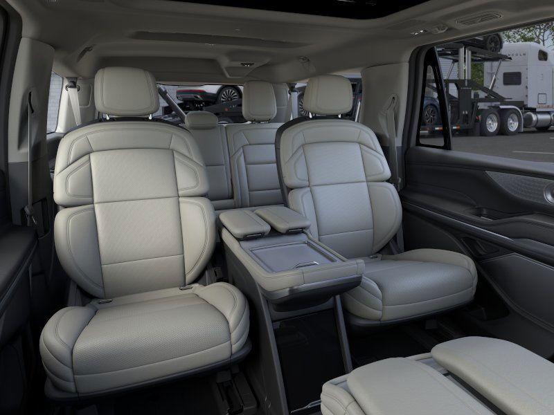 new 2025 Lincoln Navigator L car, priced at $109,050