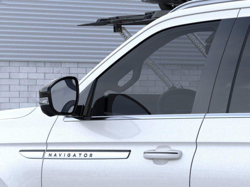 new 2025 Lincoln Navigator L car, priced at $109,050