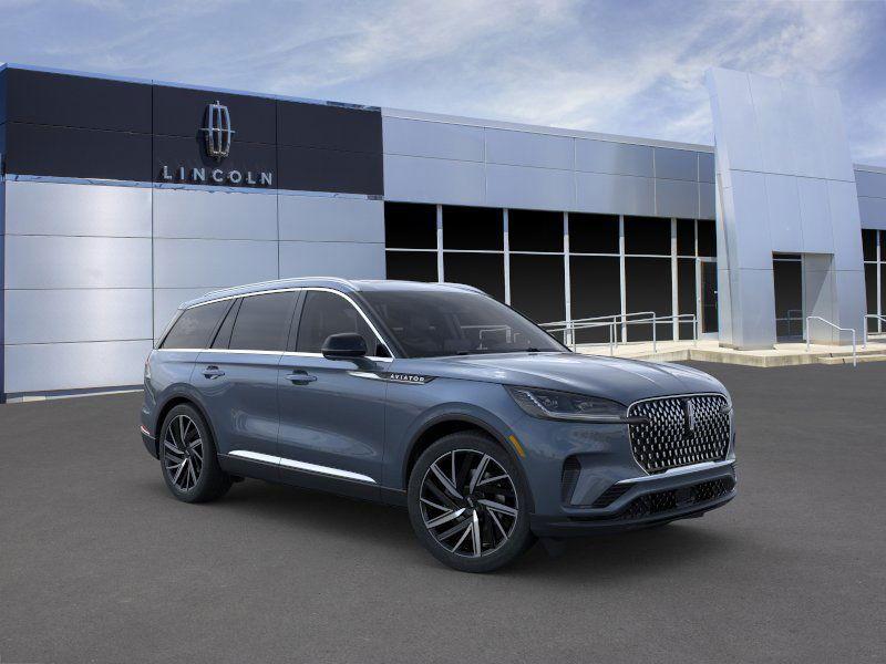 new 2025 Lincoln Aviator car, priced at $81,025