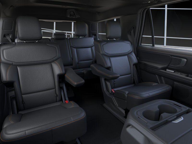 new 2025 Ford Expedition car, priced at $82,040