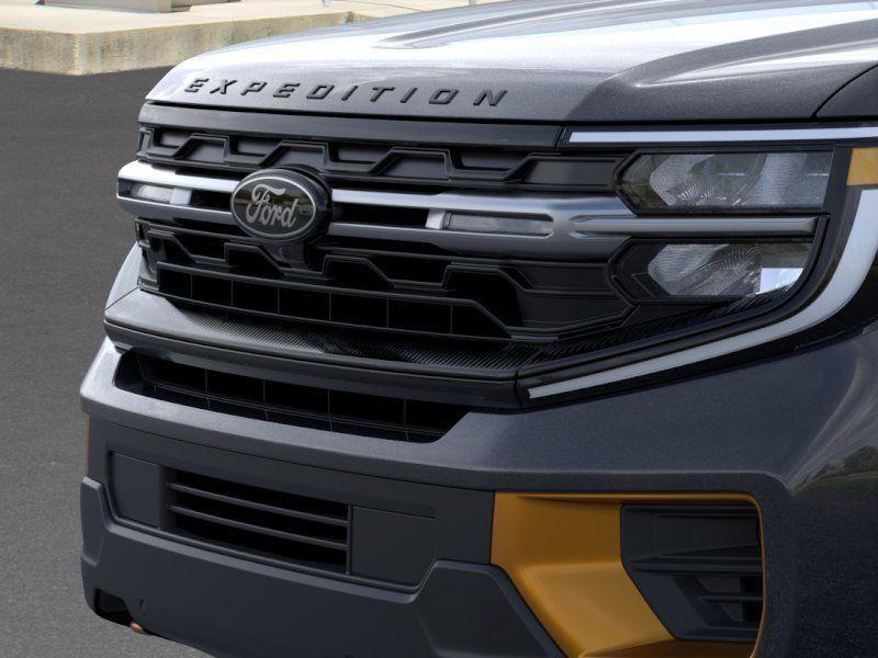 new 2025 Ford Expedition car, priced at $82,040