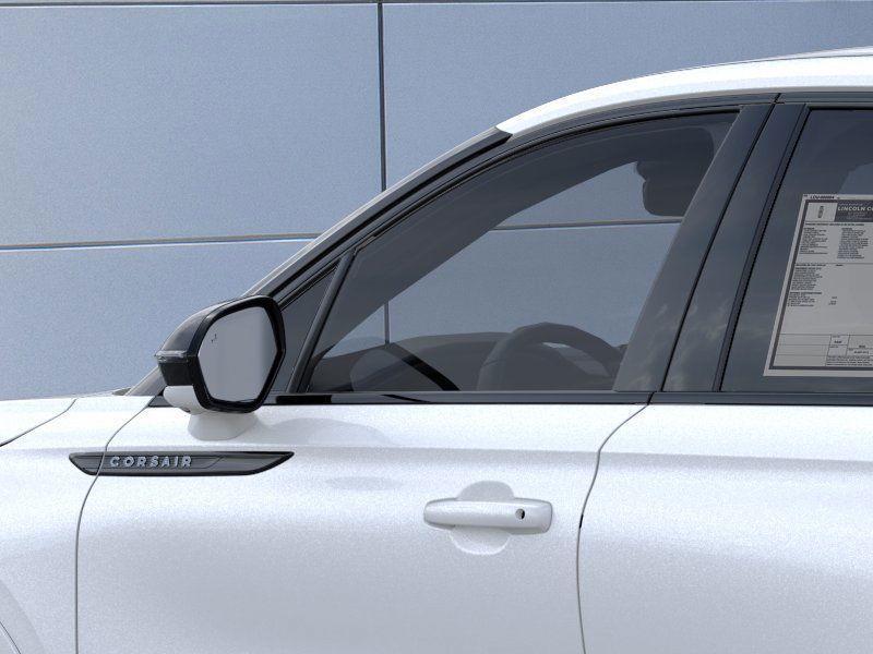 new 2025 Lincoln Corsair car, priced at $51,385
