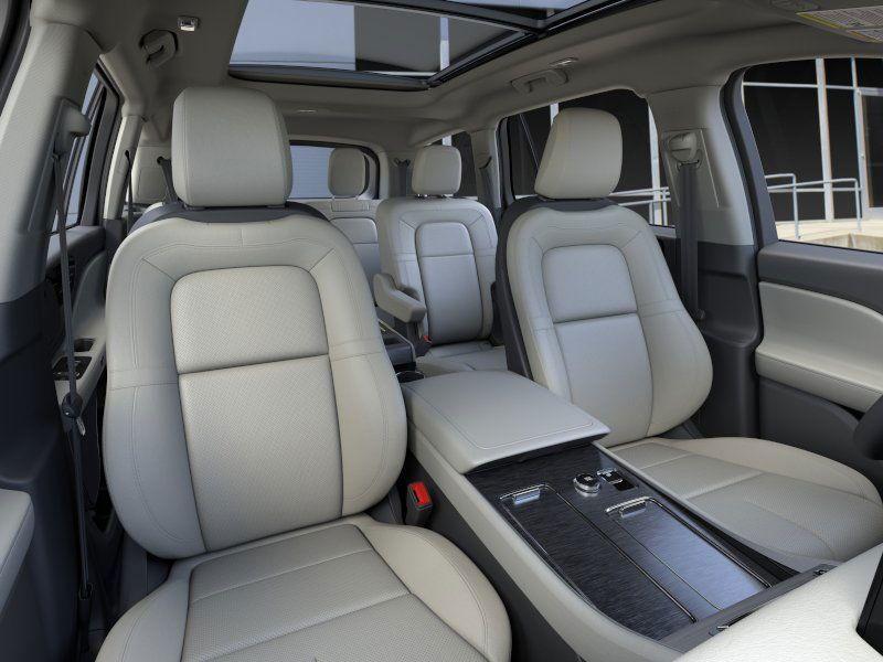new 2025 Lincoln Aviator car, priced at $73,520