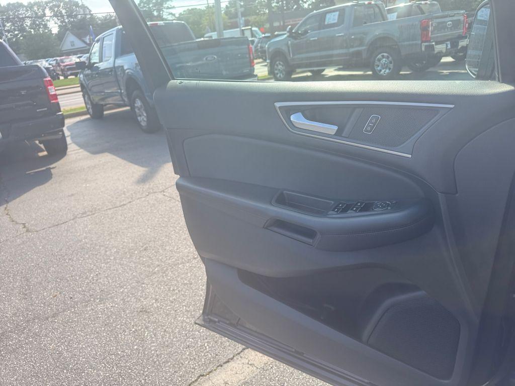 used 2023 Ford Edge car, priced at $22,697