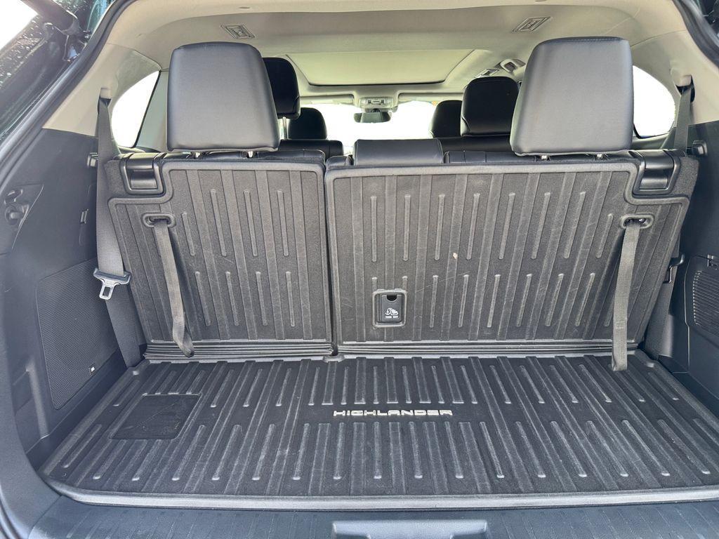 used 2023 Toyota Highlander car, priced at $42,497