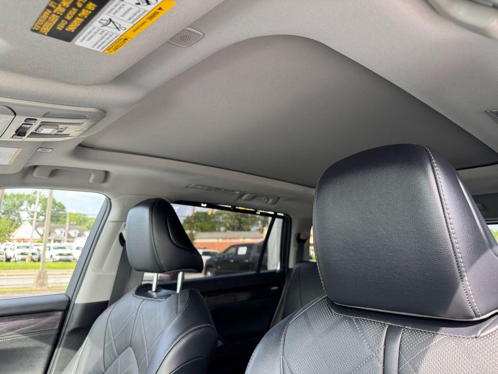 used 2023 Toyota Highlander car, priced at $42,497