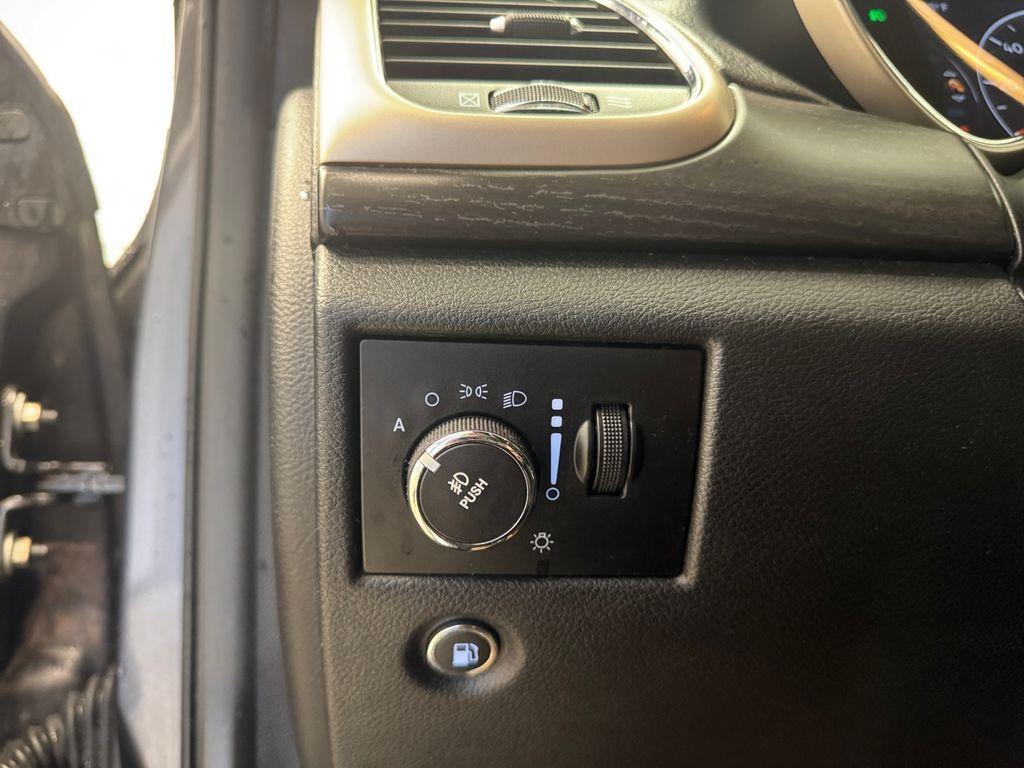 used 2014 Jeep Grand Cherokee car, priced at $9,497