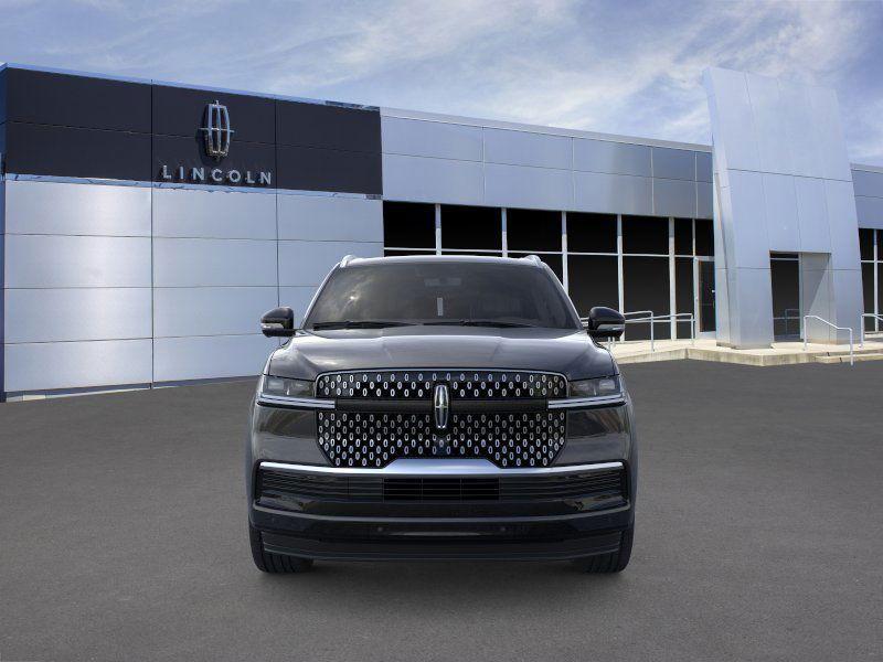 new 2025 Lincoln Navigator car, priced at $101,590