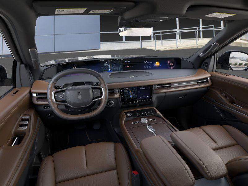 new 2025 Lincoln Navigator car, priced at $101,590