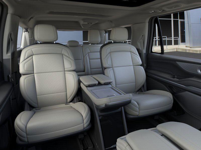 new 2025 Lincoln Navigator L car, priced at $109,430