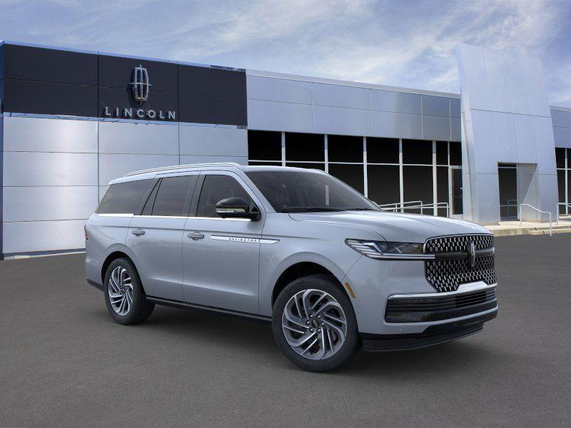 new 2025 Lincoln Navigator car, priced at $106,060