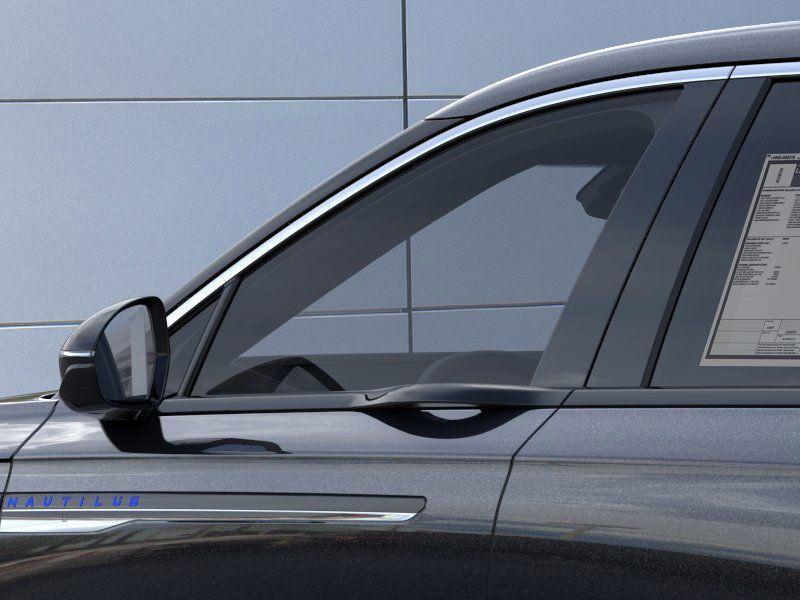new 2025 Lincoln Nautilus car, priced at $60,520