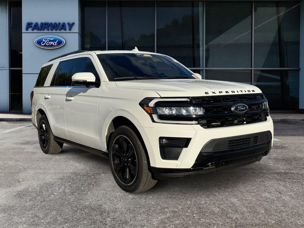 used 2024 Ford Expedition car, priced at $64,997