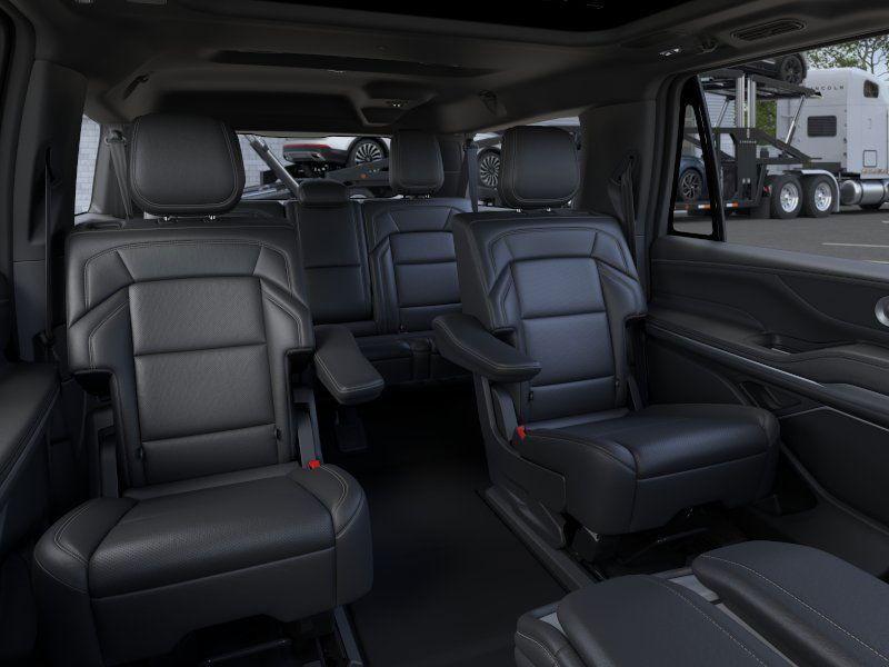 new 2025 Lincoln Navigator L car, priced at $109,830