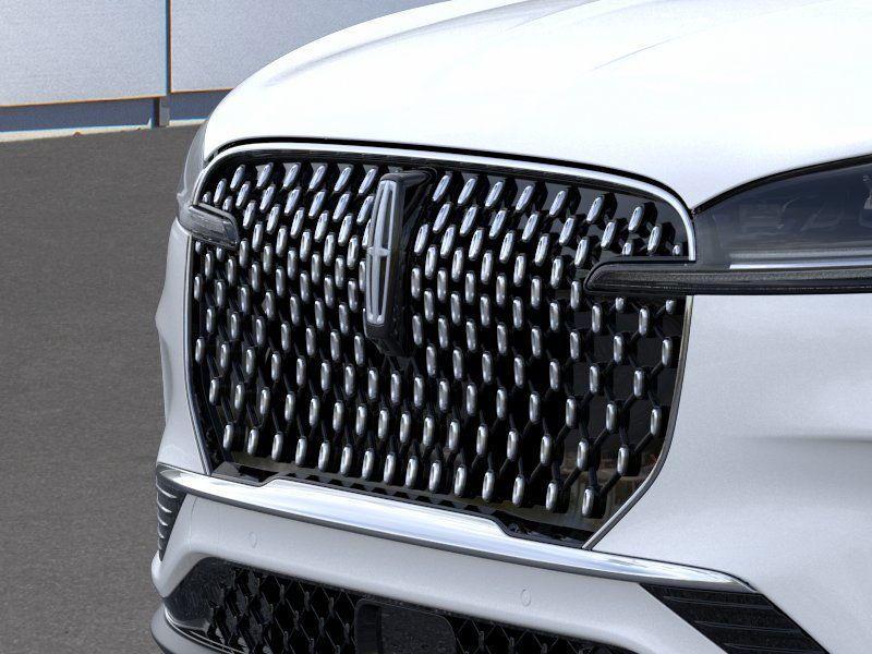 new 2025 Lincoln Aviator car, priced at $70,585