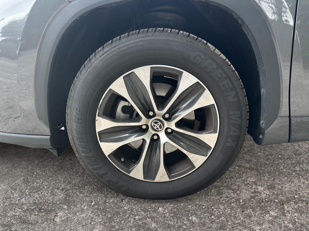 used 2023 Toyota Highlander car, priced at $41,496