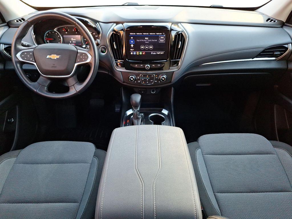 used 2021 Chevrolet Traverse car, priced at $24,889