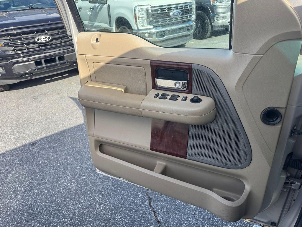 used 2006 Ford F-150 car, priced at $7,997