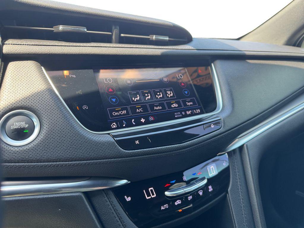 used 2023 Cadillac XT5 car, priced at $28,997