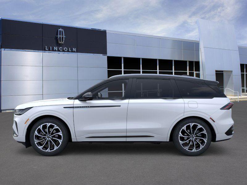 new 2025 Lincoln Nautilus car, priced at $66,910