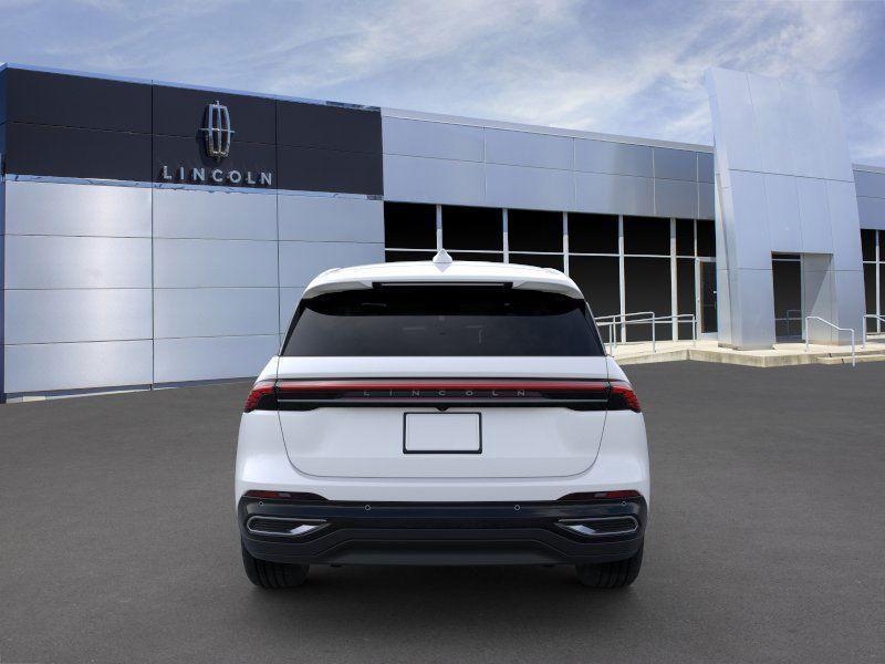 new 2025 Lincoln Nautilus car, priced at $60,270