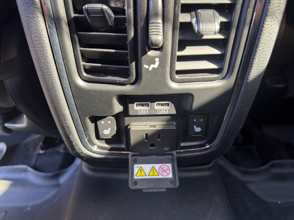 used 2017 Jeep Grand Cherokee car, priced at $18,997