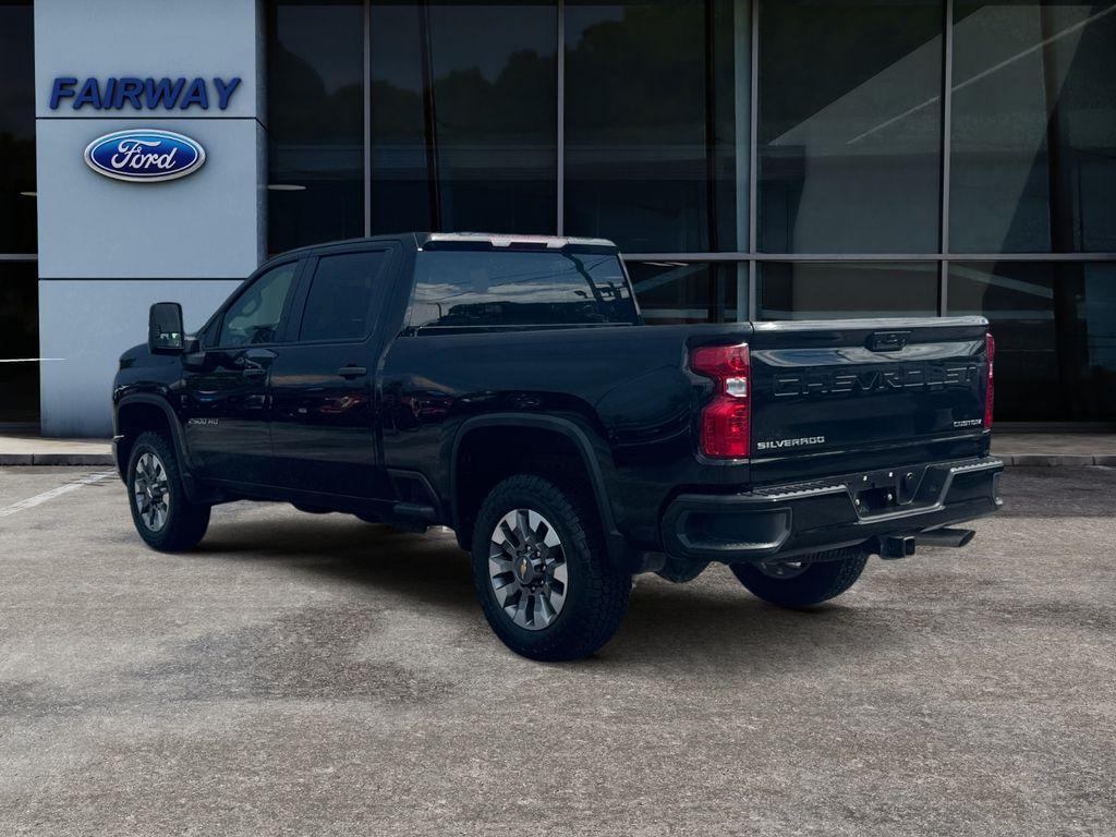 used 2024 Chevrolet Silverado 2500 car, priced at $50,497