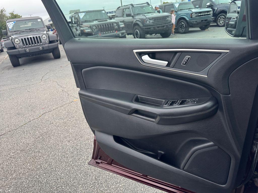 used 2021 Ford Edge car, priced at $19,797