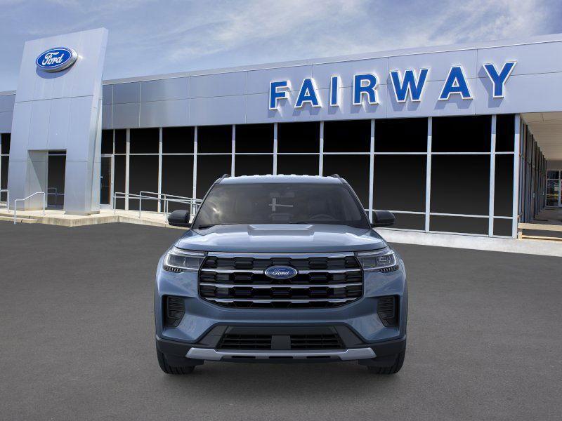 new 2025 Ford Explorer car, priced at $40,999