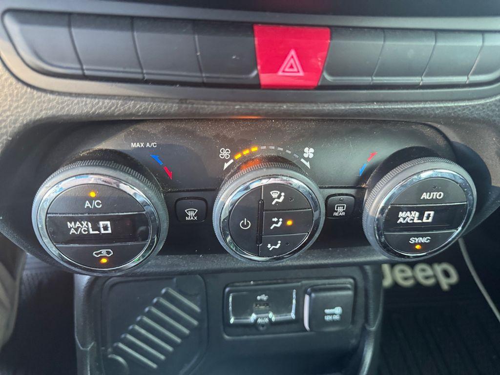 used 2015 Jeep Renegade car, priced at $12,497