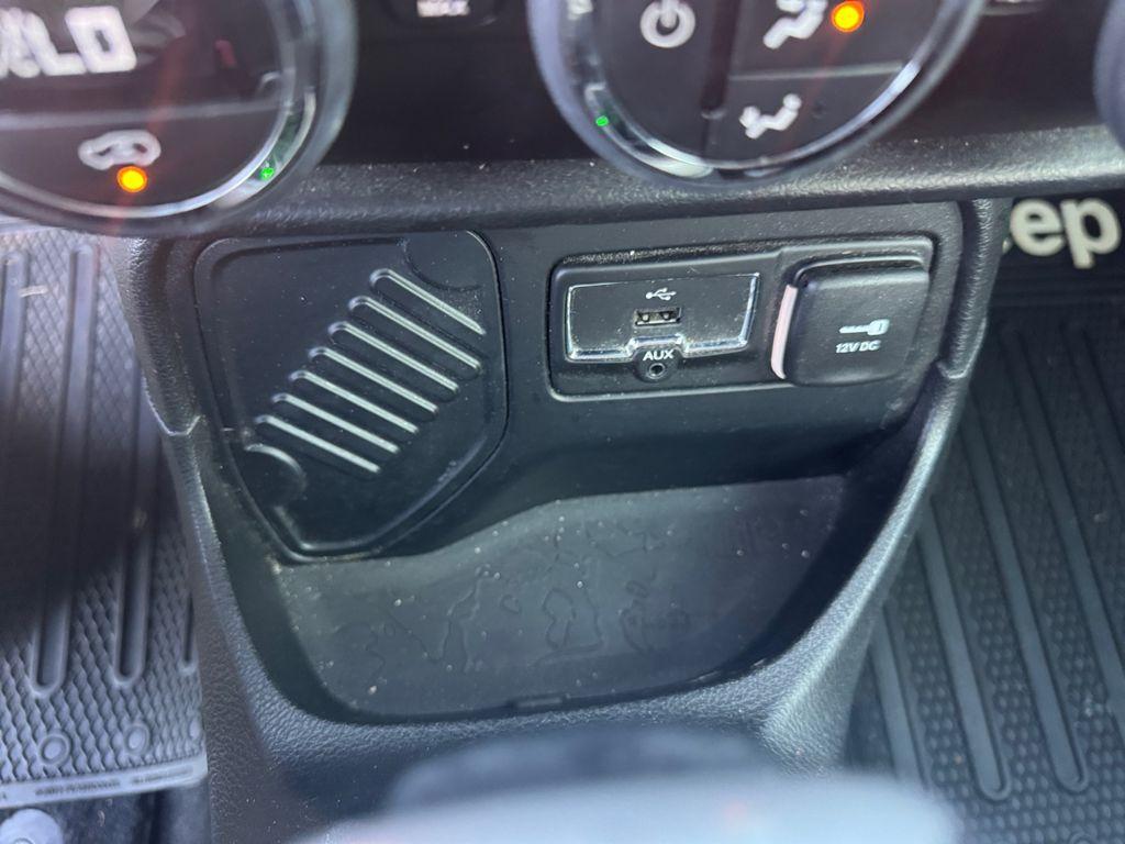 used 2015 Jeep Renegade car, priced at $12,497