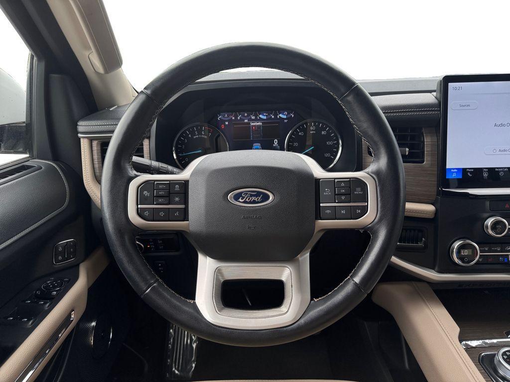used 2023 Ford Expedition car, priced at $44,397