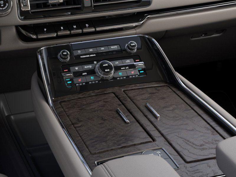 new 2024 Lincoln Navigator L car, priced at $107,280
