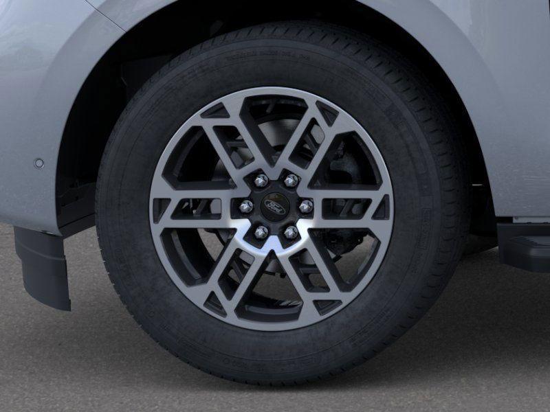 new 2025 Ford Expedition car, priced at $73,495